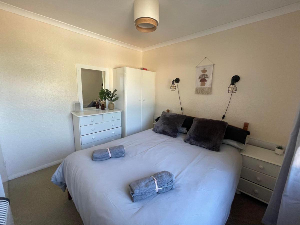 2 Bedroom Holiday Chalet Near Bude Kilkhampton Kültér fotó