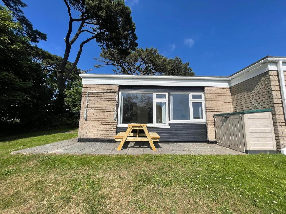 2 Bedroom Holiday Chalet Near Bude Kilkhampton Kültér fotó